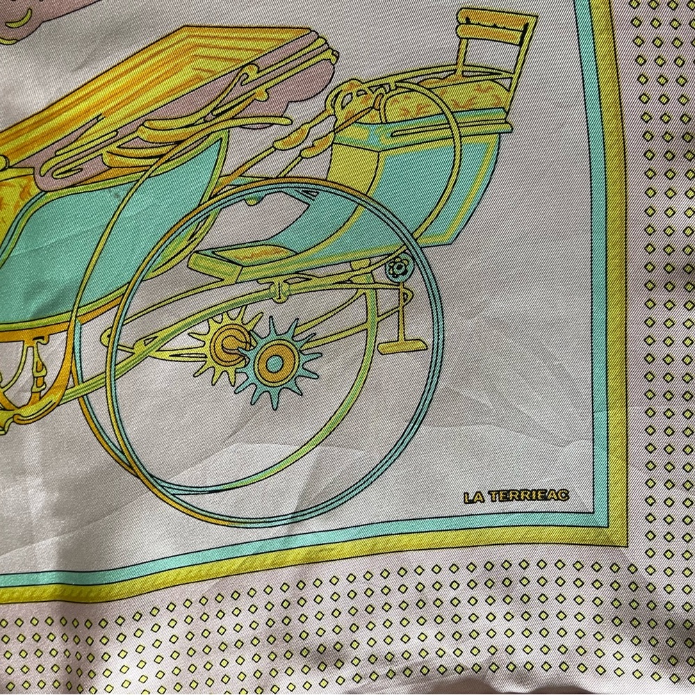 Hermès Les Voitures A Ransformation Silk Scarf. - Picture 11 of 14